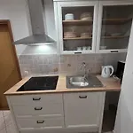 Milka Apartamento Povljana
