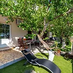 Milka Apartament *