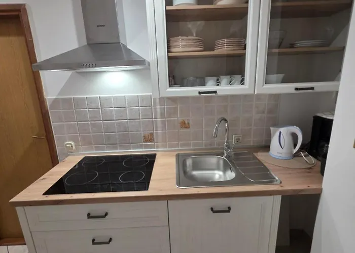Milka Appartement Povljana